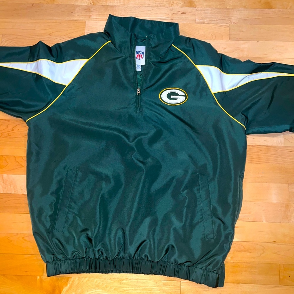 🟢⭐️🏈EUC Windbreaker | Embroidered | Official NFL Green Bay Packers | Men’s XL